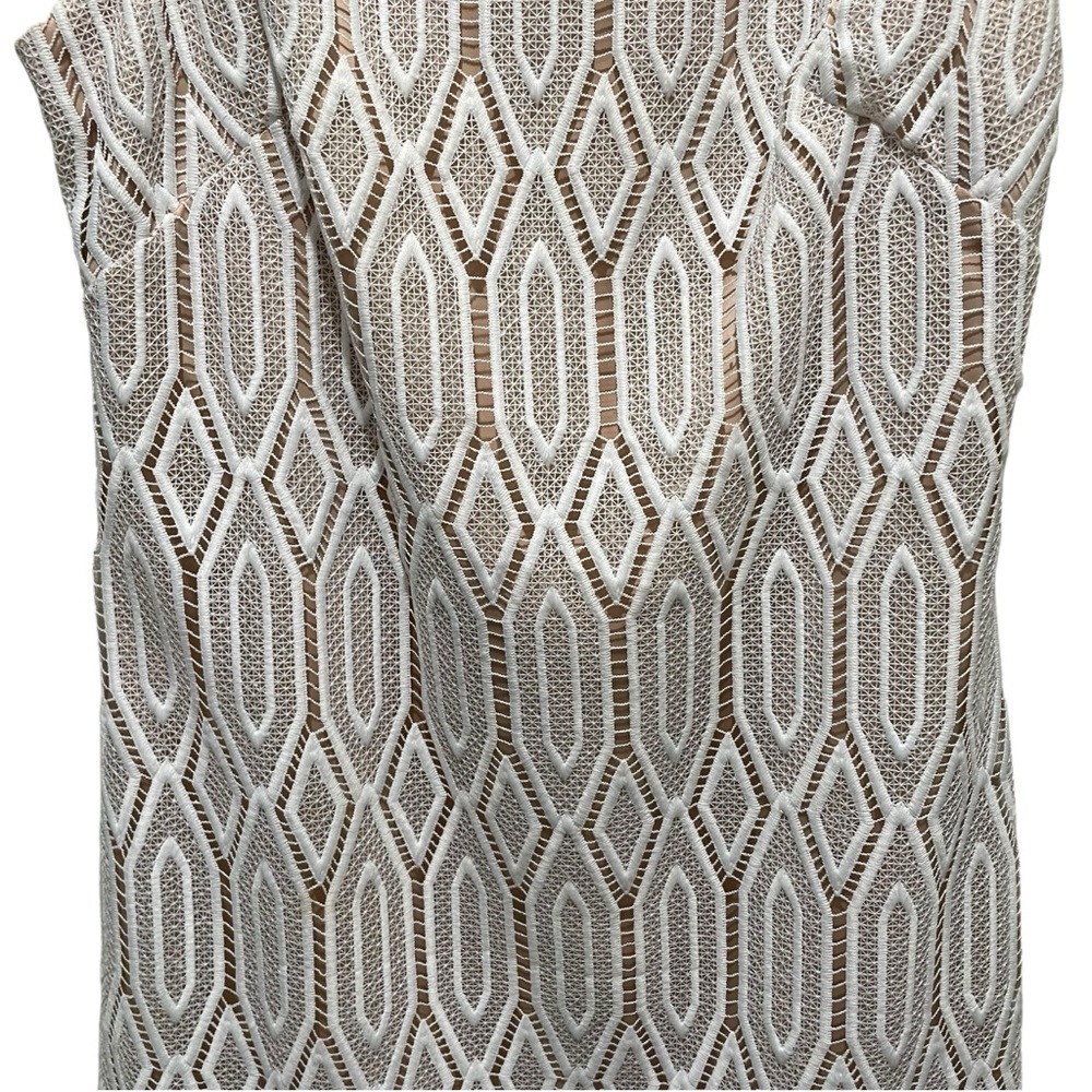 VINCE CAMUTO Lace Sheath Dress Sleeveless White and Tan Women’s Size 8 - Picture 7 of 11